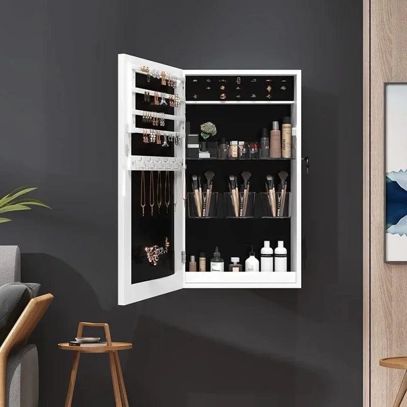 Présentation Armoire de rangement cosmétique et bijoux avec miroir utilisée